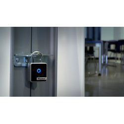 Kłódka elektroniczna BT Master Lock 4400EUREC